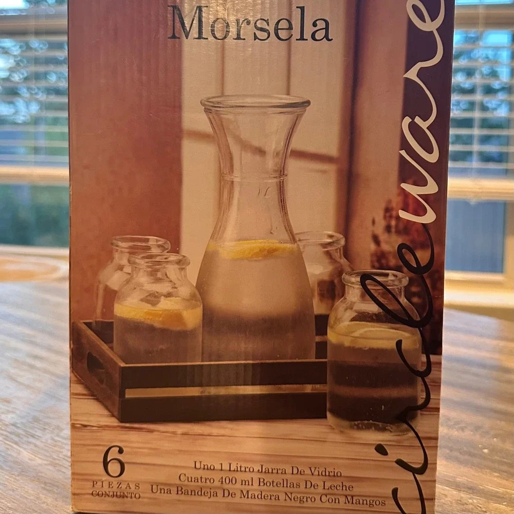 Morsela Glass Carafe Milk Bottles Tray Set 6 Piece Drinkware Beverage Serving‎